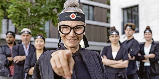 Das Aushängeschild der Kampagne erinnert an eine asiatische Kämpferin. Die sogenannte Food-Ninja, soll den Konsumenten zeigen, wie sie Food Waste reduzieren können.(Bild Push)