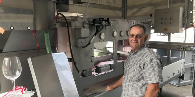 Als Lohnmoster ging Markus Müller früher direkt zu den Kunden. Heute bringen diese ihr Obst zu ihm nach Bonstetten. (Bild Alexandra Stückelberger)