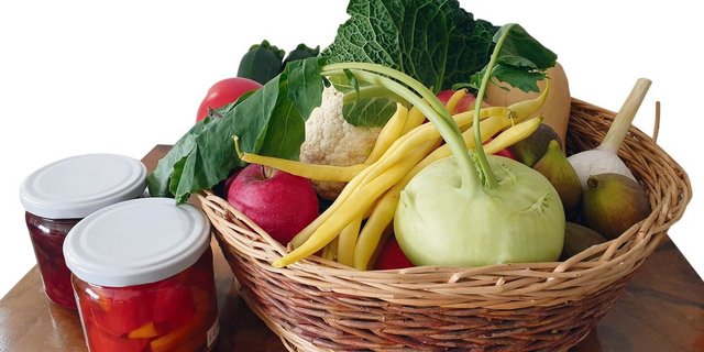 Vom Garten ins Glas: Das gäbe zum Beispiel eine Gemüsesuppe für den Vorrat.  