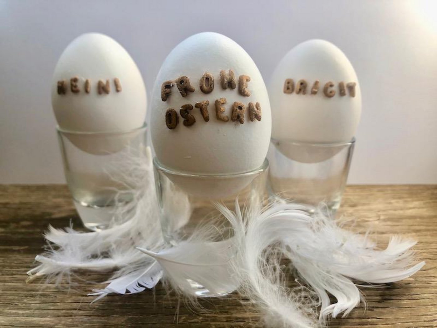 Via Osterei den Liebsten eine Botschaft übermitteln. (Bilder Esther Thalmann)