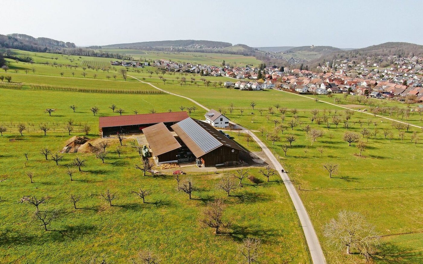 Der Hof Sennmatt liegt etwas oberhalb von Hofstetten im solothurnischen Leimental.