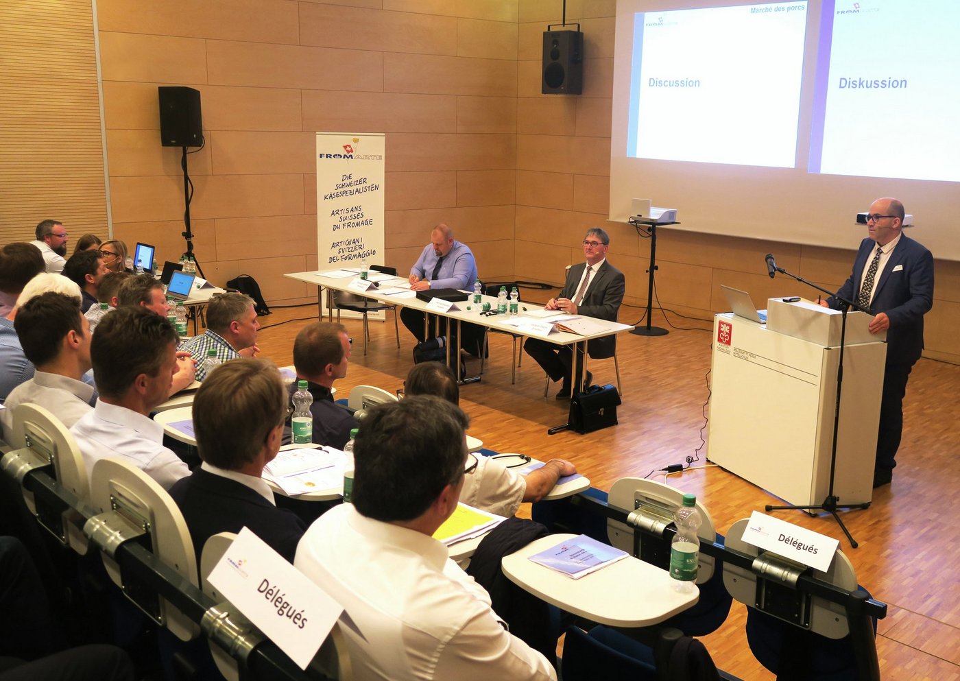Die Delegierten von Fromarte tagten in Stans. Ein zentrales Thema war der Nachhaltigkeitszuschlag. (Bilder Heinz Abegglen)