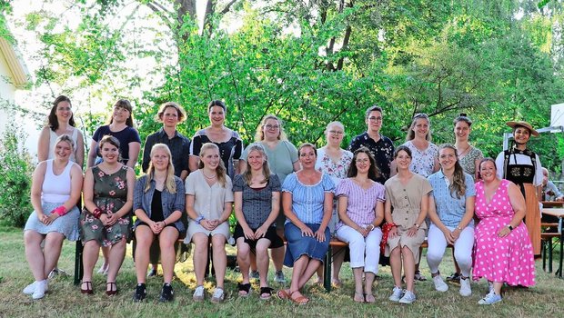 Die erfolgreichen Absolventinnen des Fachkurses Bäuerinnen am LZ Liebegg.