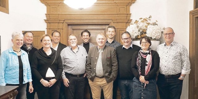 Zufriedene Gesichter der Thurgauer Weinproduzentinnen und Weinproduzenten beim Dinner in der Seeburg. Ihre Anstrengungen im Weinberg und im Keller haben sich gelohnt.