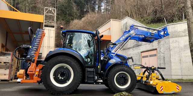Armasuisse kauft 13 Kompakt-Traktoren New Holland T5 AutoCommand. (Bilder Jürg Vollmer)