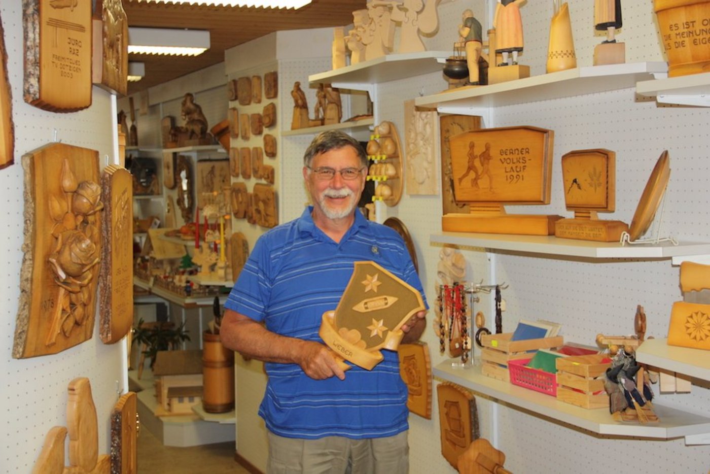Ernst Weber ist stolz auf sein Geschäft, das es bald seit 40 Jahren gibt. (Bilder Andrea Wyss)