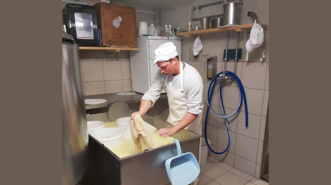 Johannes Hess ist 29-jährig und in der Ausbildung zum Landwirt bei der Familie Siegenthaler in Fankhaus, Kanton Bern. (Bild Johannes Hess)