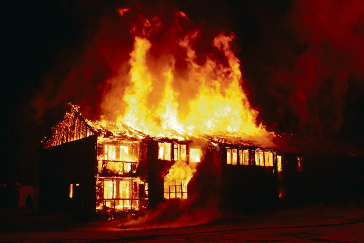 Medienwirksam werden Landwirte angezeigt, bei denen Tiere durch einen Stallbrand umgekommen sind. Zum schmerzlichen Verlust kommt für die betroffenen Bauernfamilien die Ungewissheit hinzu, die eine solche Strafanzeige mit sich bringt. (Symbolbild Pixabay)