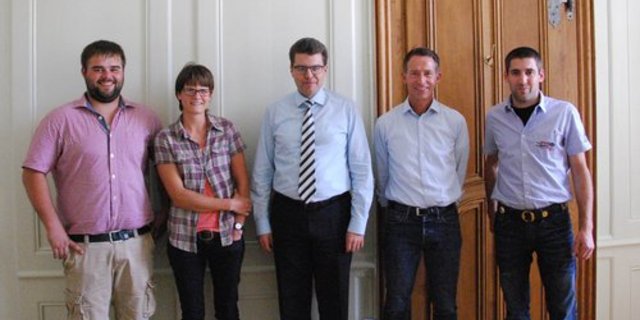 Eine Delegation der Junglandwirte traf sich mit Regierungsrat Rickenbacher und Amtsvorsteher Zaugg. (Bild zVg)