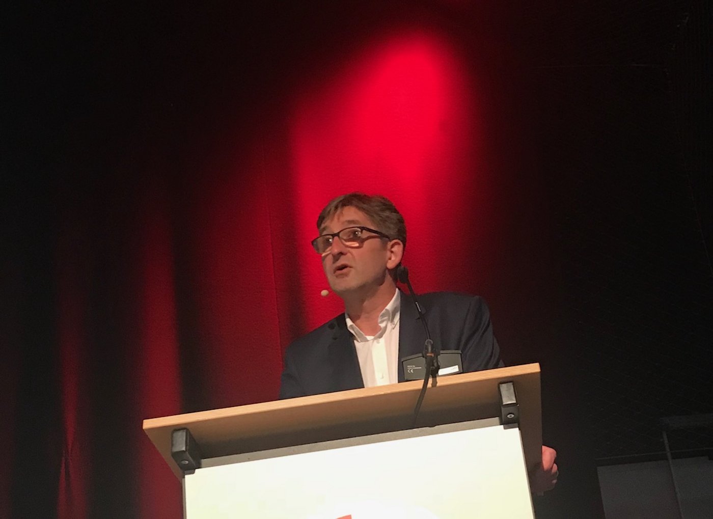 Markus Schlagenhof bei seinem Referat vor den IP-Bauern. (Bild akr)