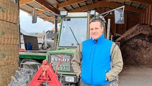 Thomas Steiner hat d Thomas Steiner hat den Guetacherhof mit seinen verschiedenen Betriebszweigen 2018 übernommen. Seine Eltern helfen nach wie vor tatkräftig mit.