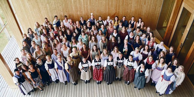 114 Bäuerinnen hatten allen Grund zum Strahlen: Sie schlossen die Ausbildung zur Bäuerin mit Fachausweis erfolgreich ab. 