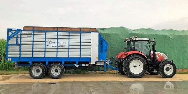 Fassungsvermögen gehören zum Betrieb. Der Lohnbetrieb ist ein weiteres Standbein von Benjamin Affolter. 