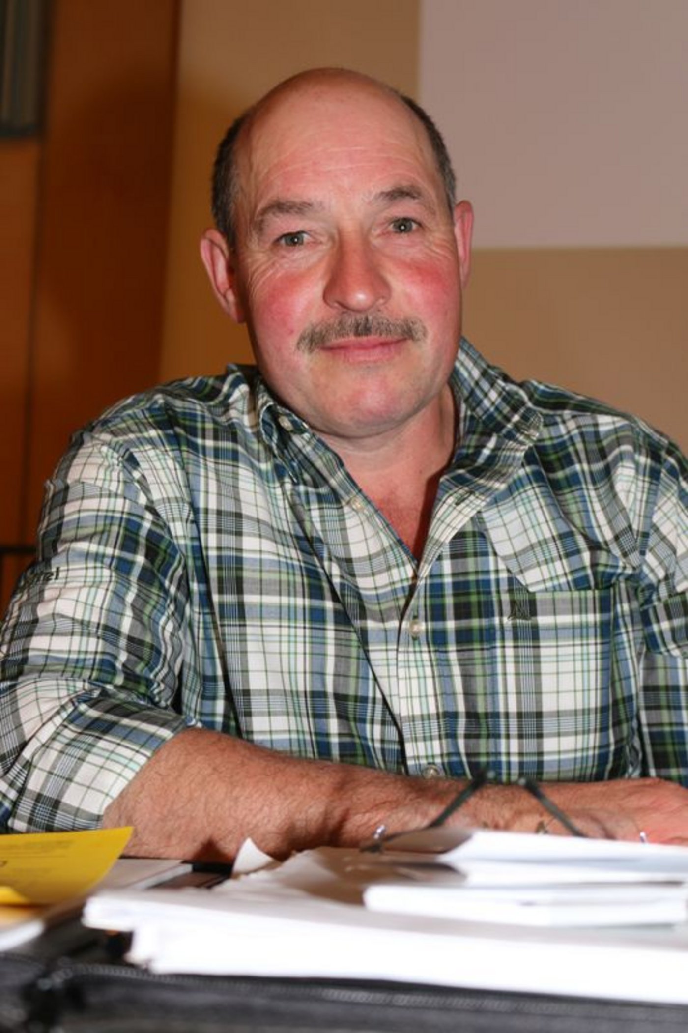 Hanspeter Iseli ist der neue Präsident der Verbandsgenossenschaft für Simmentaler Alpfleckviehzucht und Alpwirtschaft (VSA). (Bild Daniela Joder)