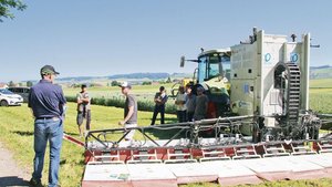 Die Balkenbreite von Die Balkenbreite von Crop-Zone beträgt neun Meter. Damit wird eine Flächenleistung von zwei Hektaren pro Stunde erreicht.